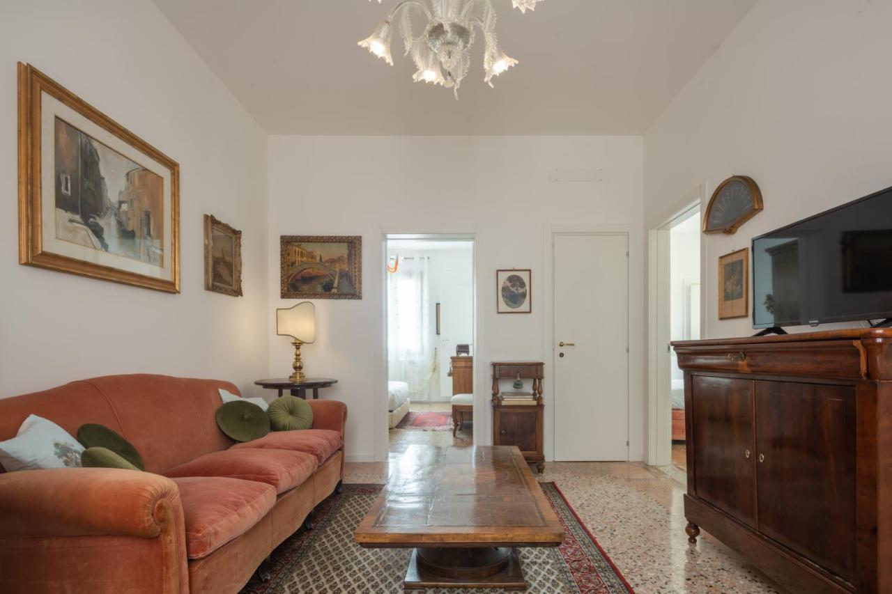 Tiepolo Apartment In The Biennale District R&R ヴェネツィア エクステリア 写真