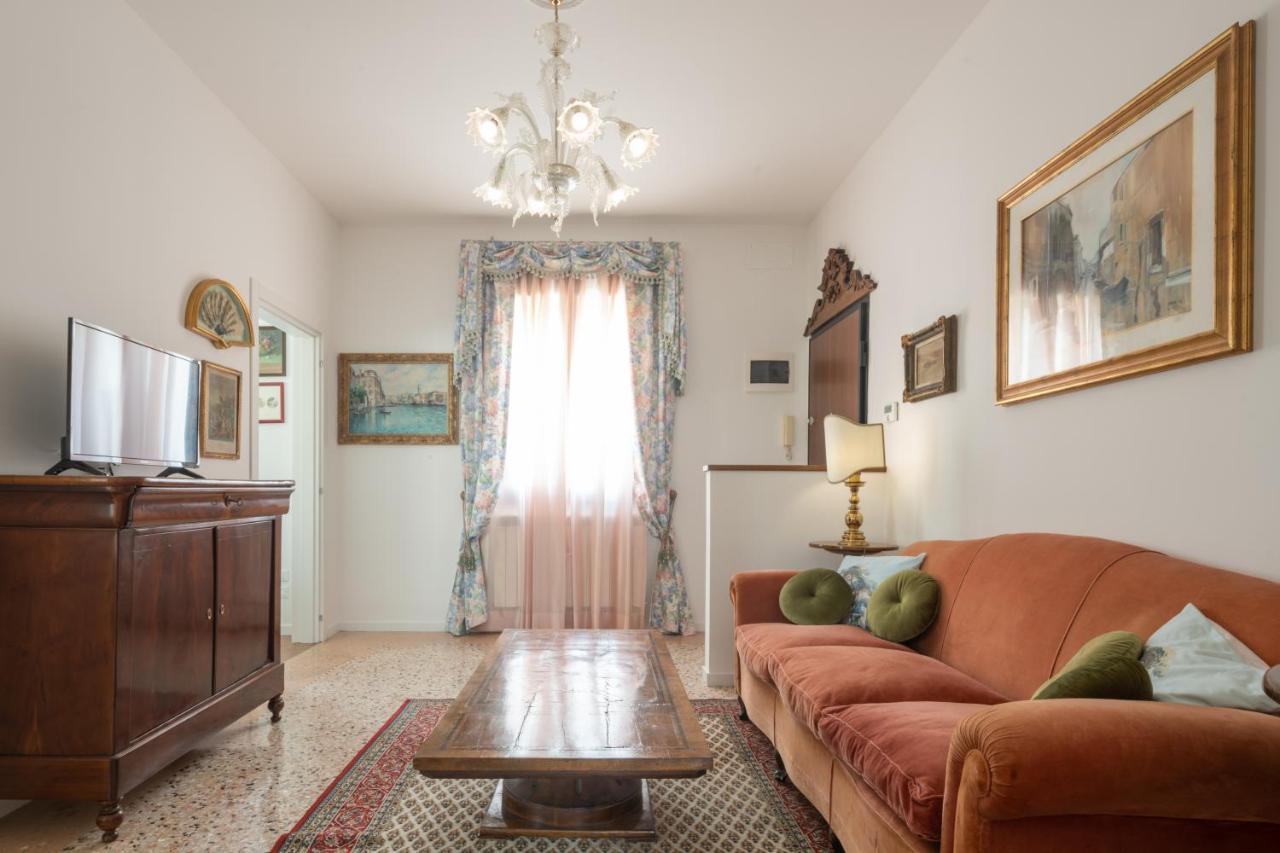 Tiepolo Apartment In The Biennale District R&R ヴェネツィア エクステリア 写真