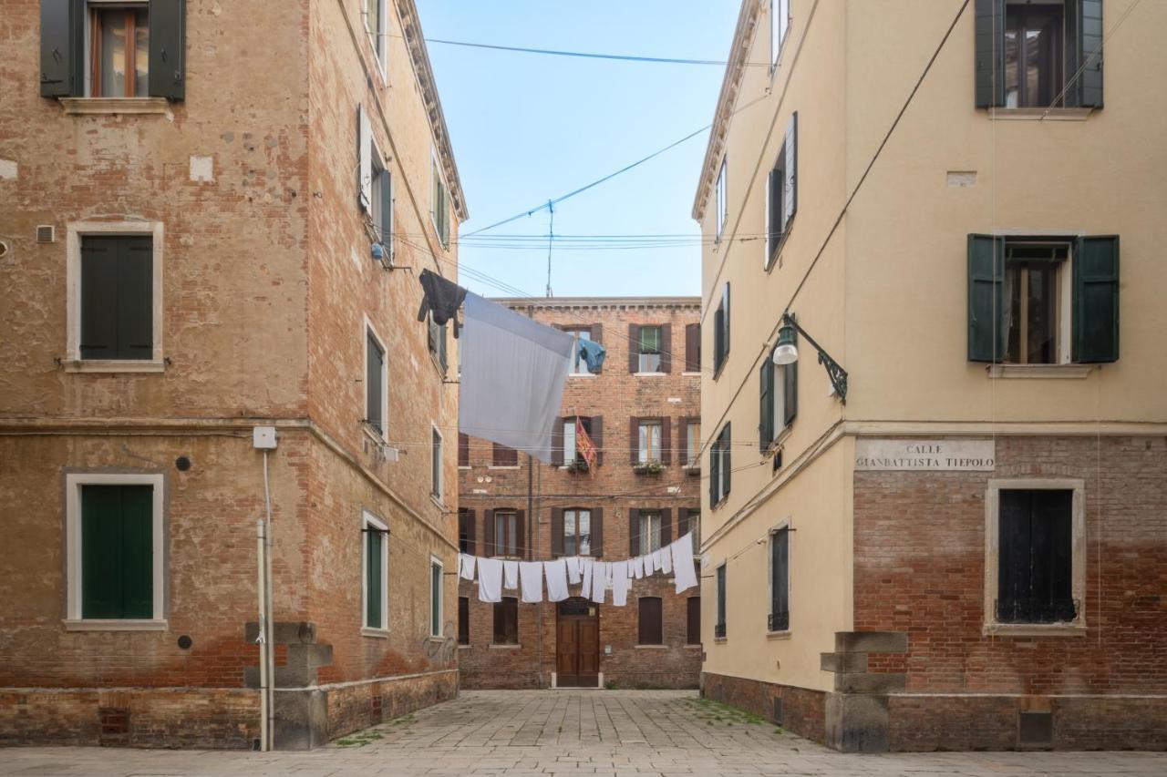 Tiepolo Apartment In The Biennale District R&R ヴェネツィア エクステリア 写真